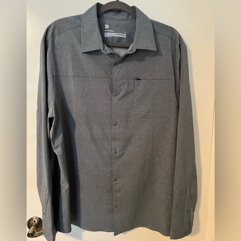 Men’s All In Motion Button Down Shirt